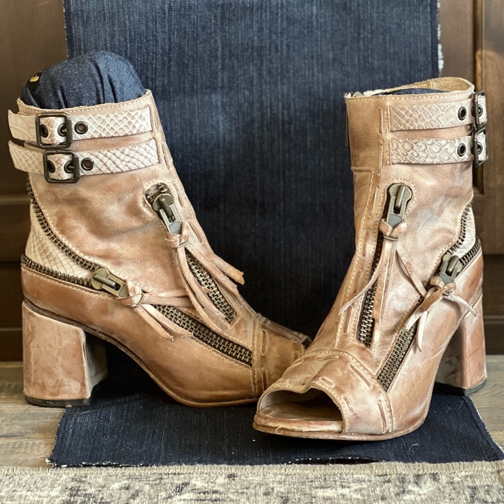 Freebird by Steven - Zombi - Size 9